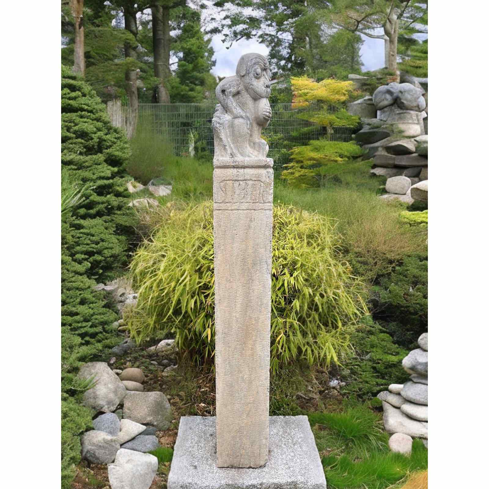 Gartenstele Stein Affe chinesisches Horoskop - 150cm groß