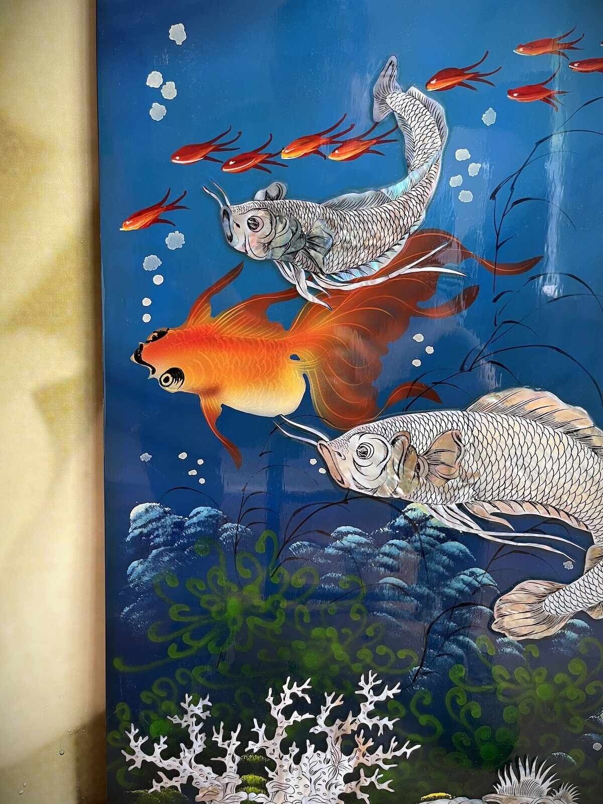 Asiatisches Wandbild Holz Lackbild Perlmutt mit Fische 100 cm Asiatisches Wandbild Holz Lackbild Perlmutt mit Fische 100 cm