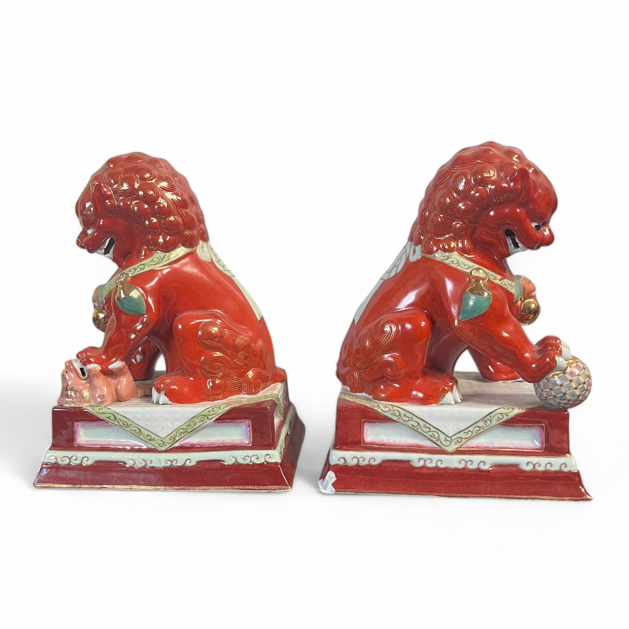 Asiatischer Wächterlöwe Keramik Porzellan China