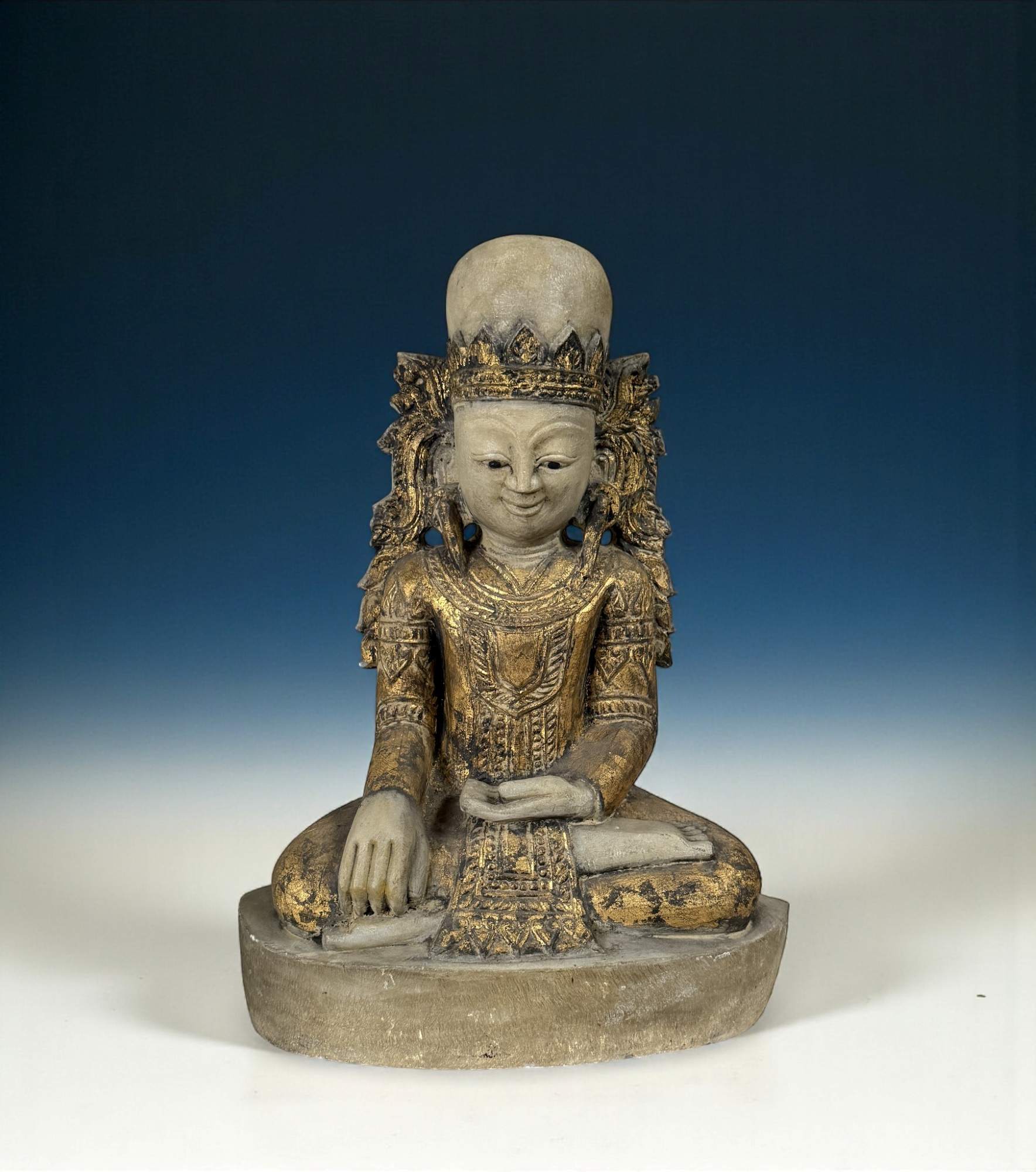 Jambupati Buddha gekrönt aus Marmor Stein Burma Jambupati Buddha gekrönt aus Marmor Stein Burma