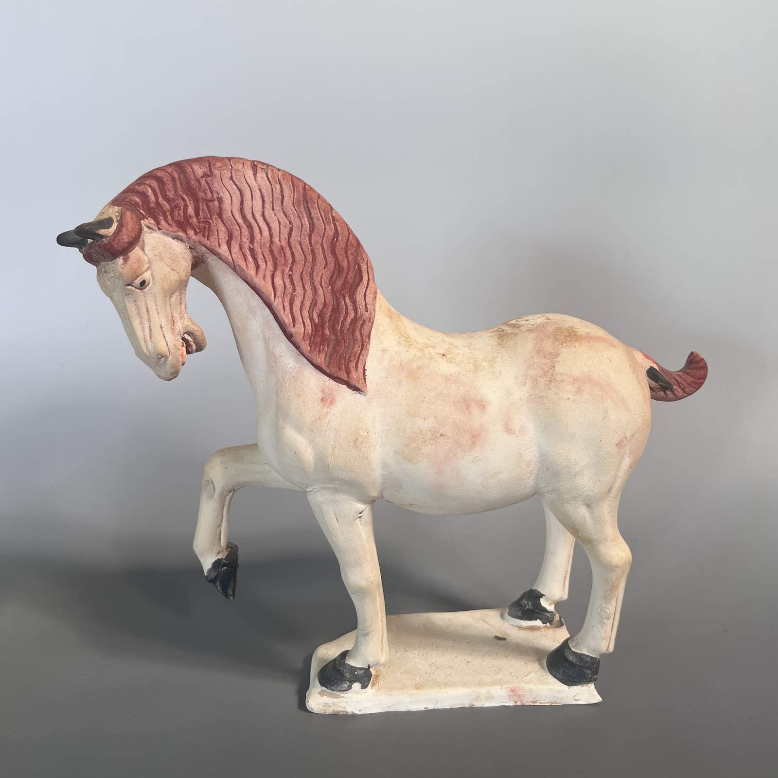 China Tang Pferd aus Terrakotta, aus Sammlernachlaß China Tang Pferd aus Terrakotta, aus Sammlernachlaß