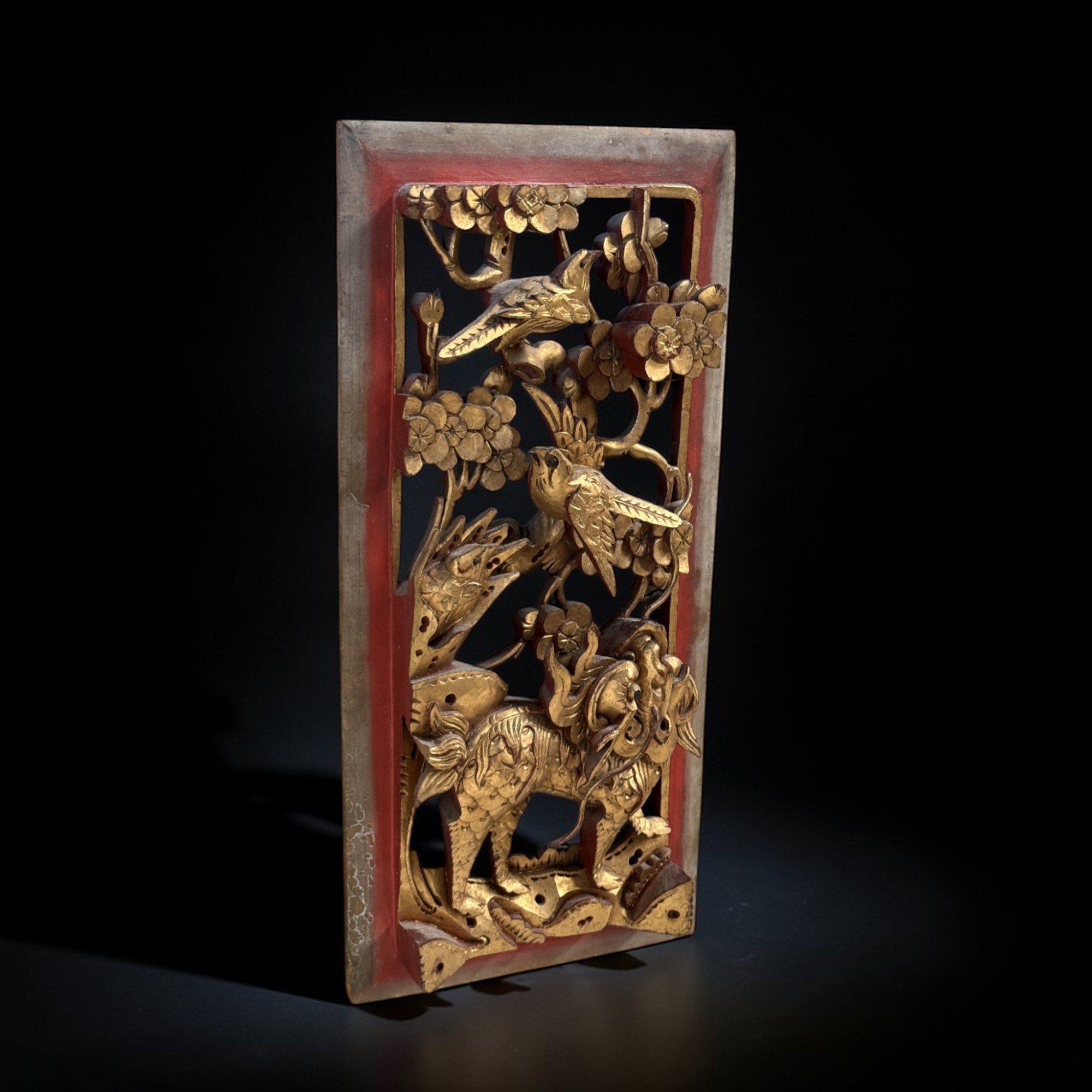 Holzschnitzerei Qilin Relief – China 19./20. Jh.