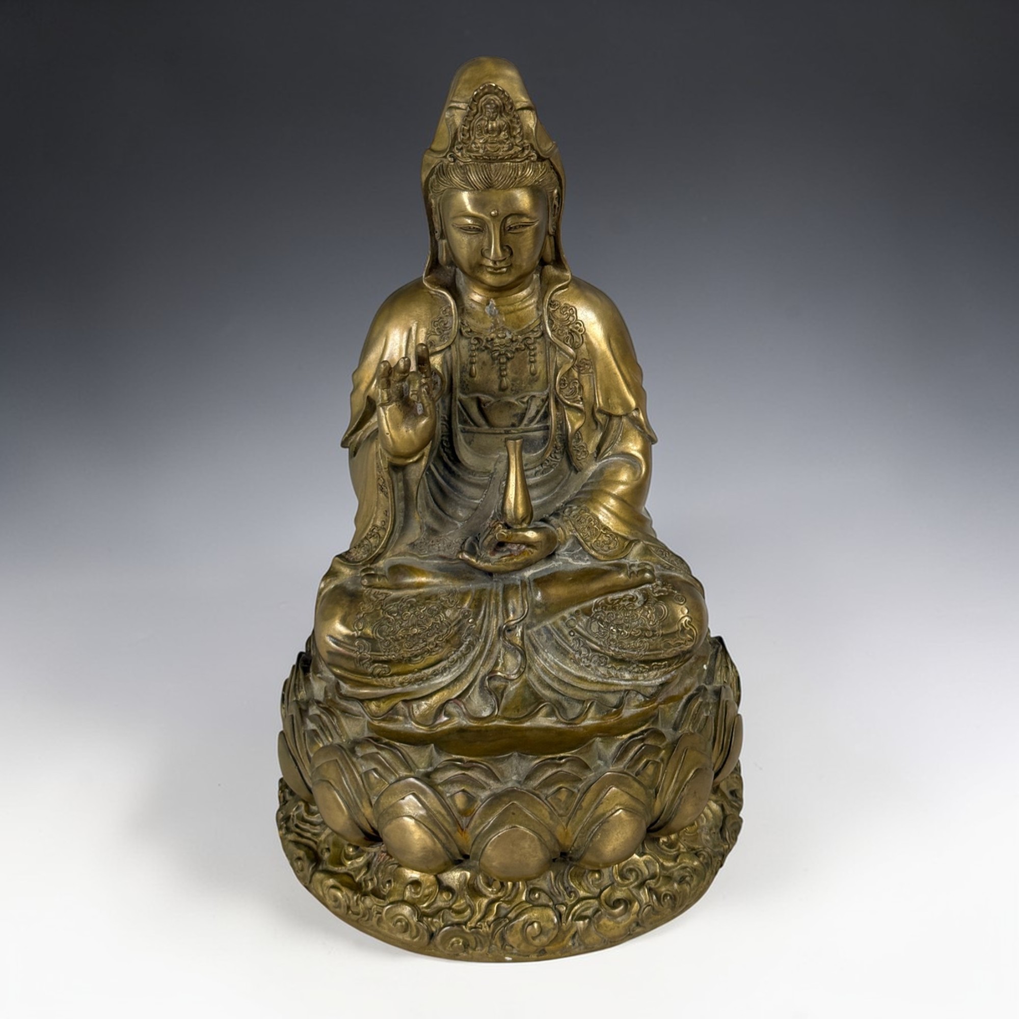 Guan Yin Bronze Figur 29cm China Statue Buch der Weisheit Alte Sammlungsstück