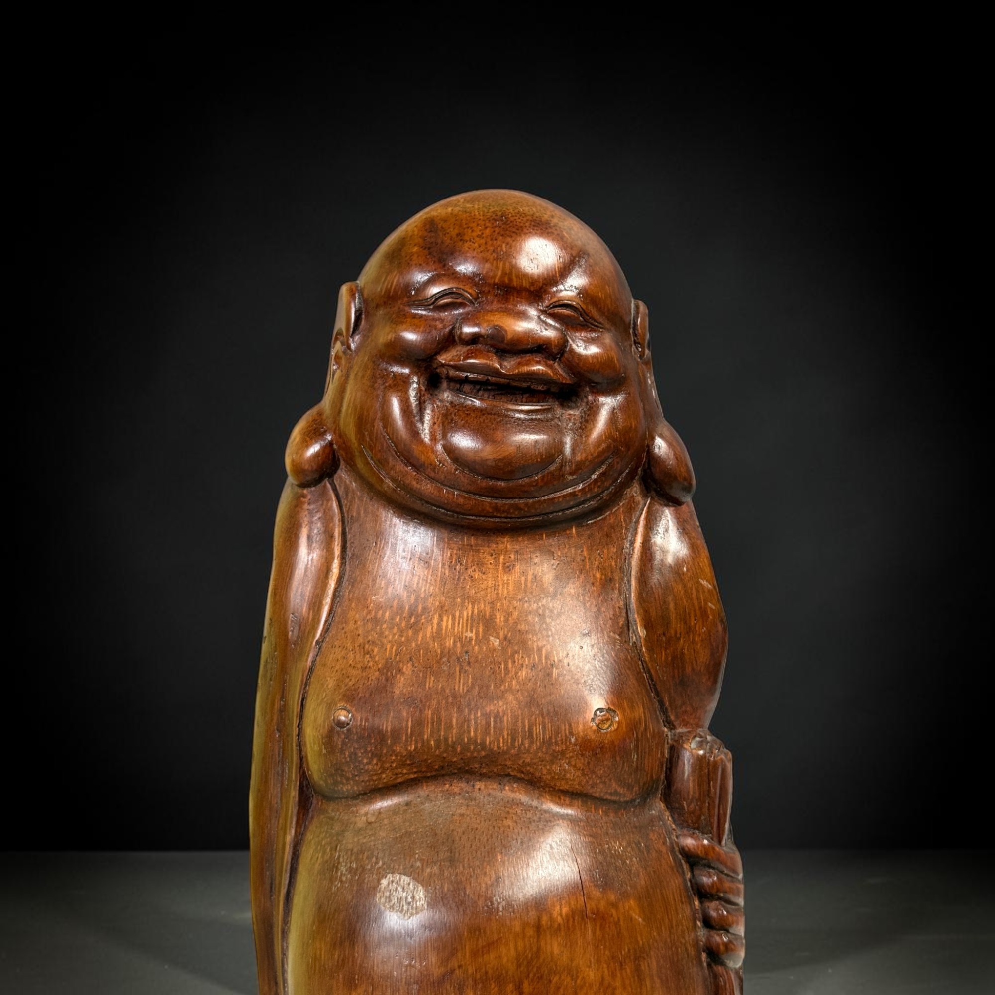 Alte Glücksbuddha Figur Lachender Buddha aus Bambusholz 46cm