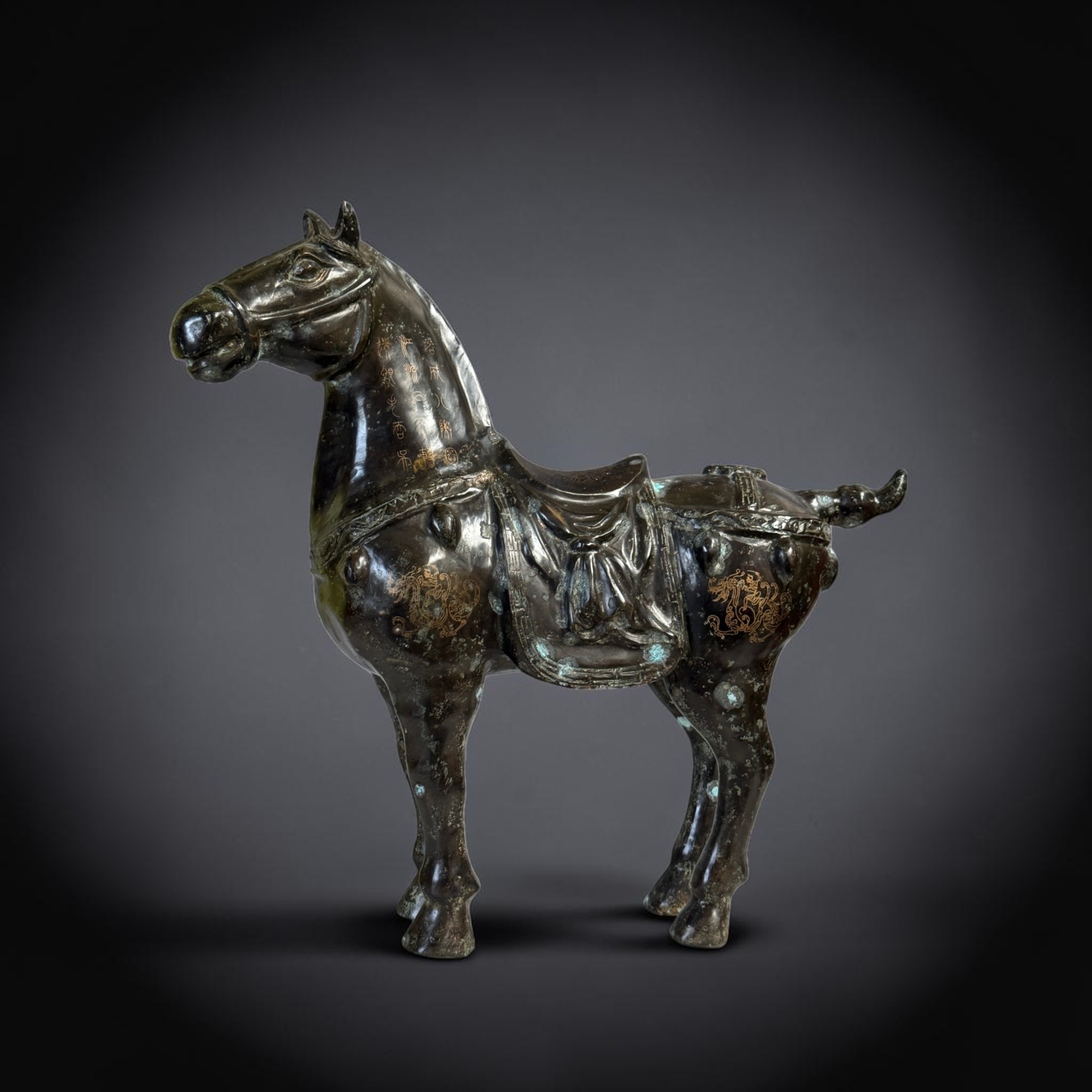 Altes China Bronze Pferd Skulptur mit Schriftzeichen 48cm