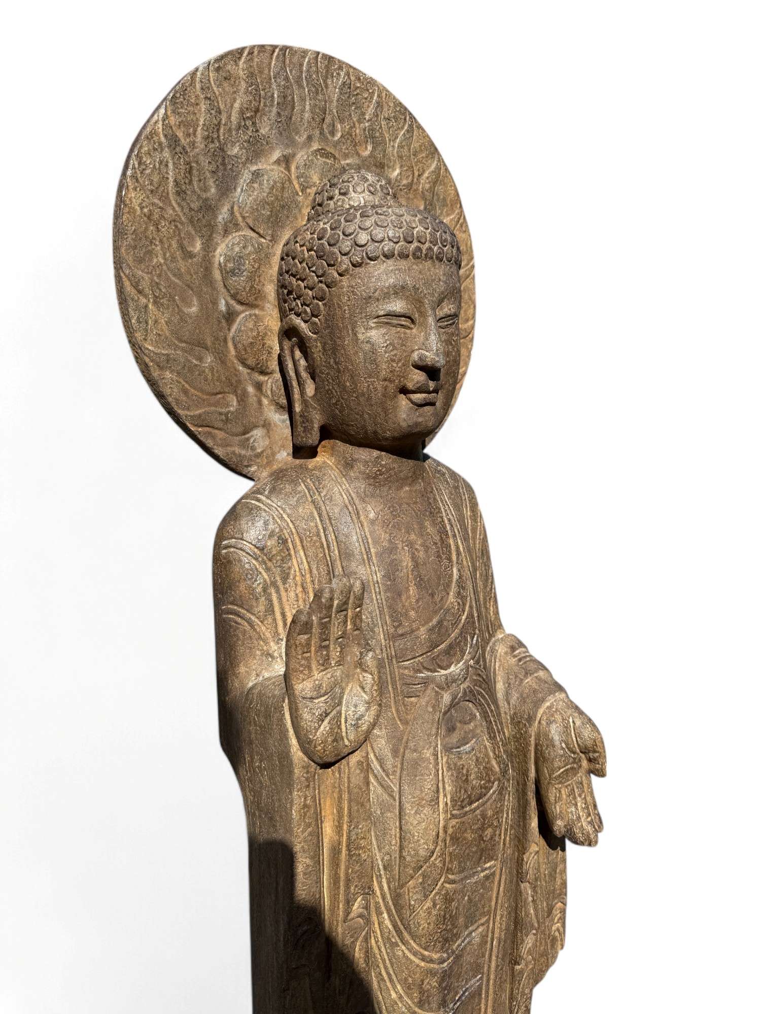 Garten Buddha Statue Naturstein Skulptur mit Aureole