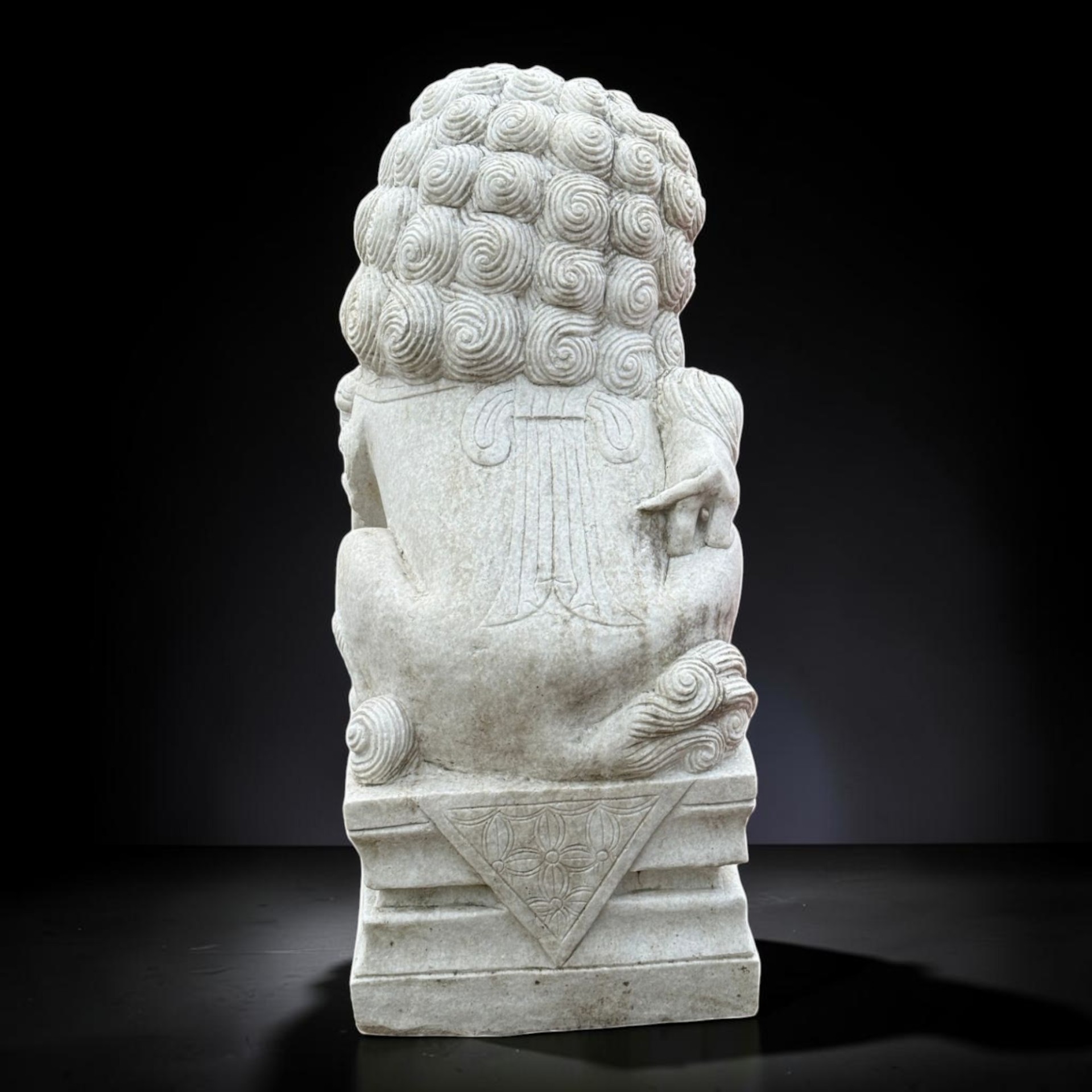 Chinesischer Wächterlöwe Tempellöwe Marmor Skulptur China 110cm