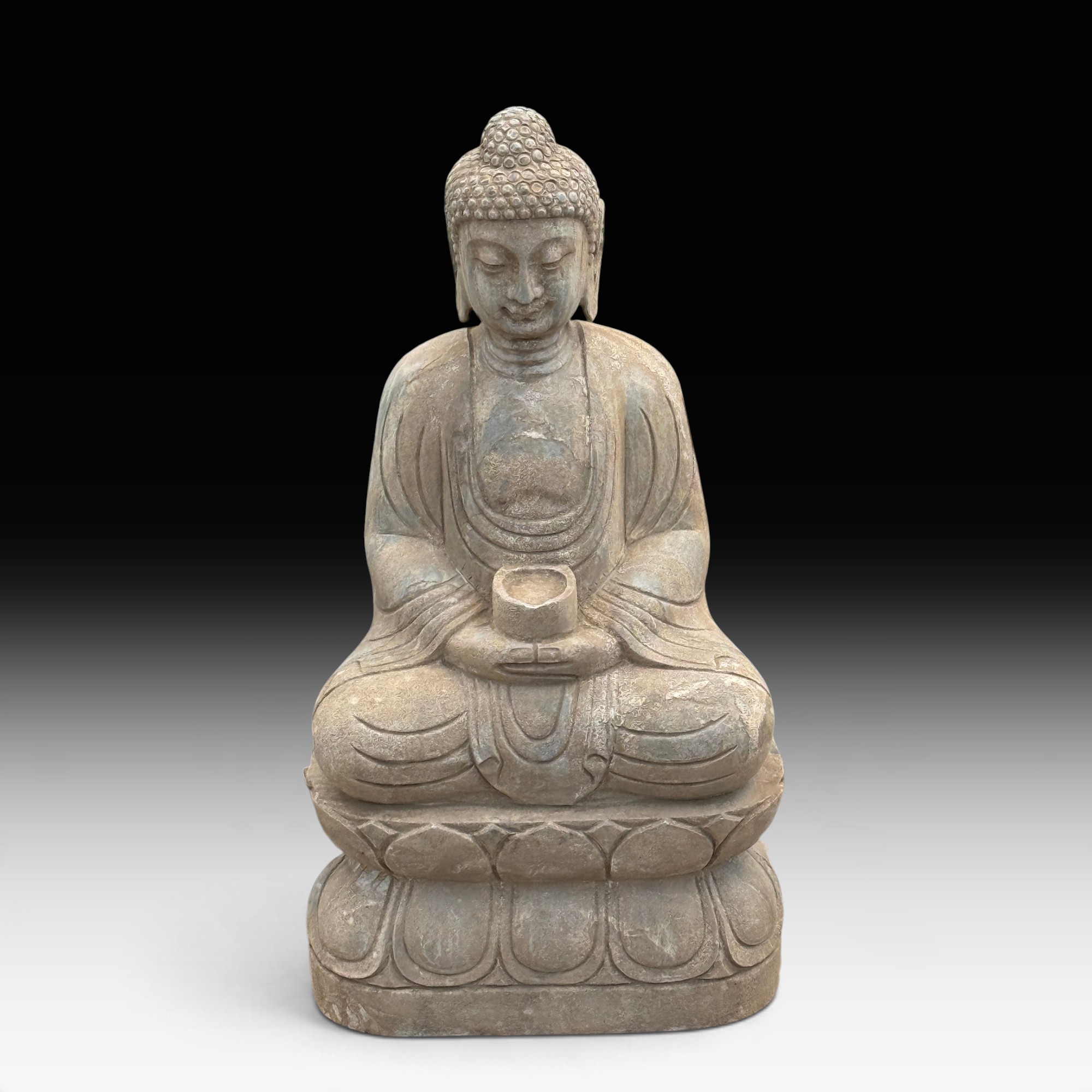 Amitabha Buddha Gartenfigur Naturstein (Bluestone), sitzend, frostfest, 79 cm