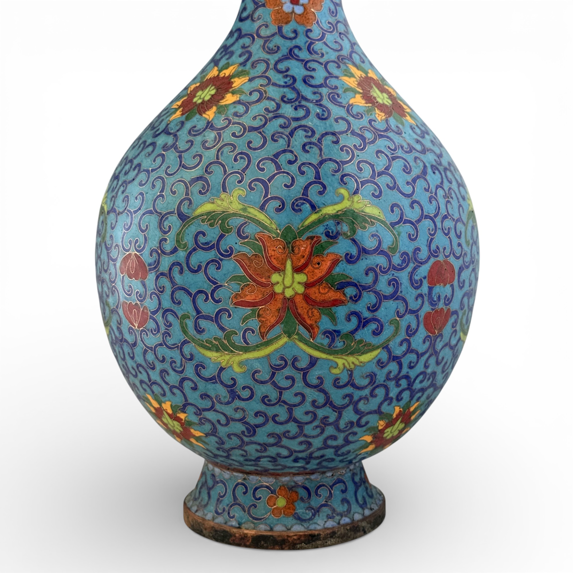 Chinesische Vase aus Bronze - Cloisonne mit Lotusblumen