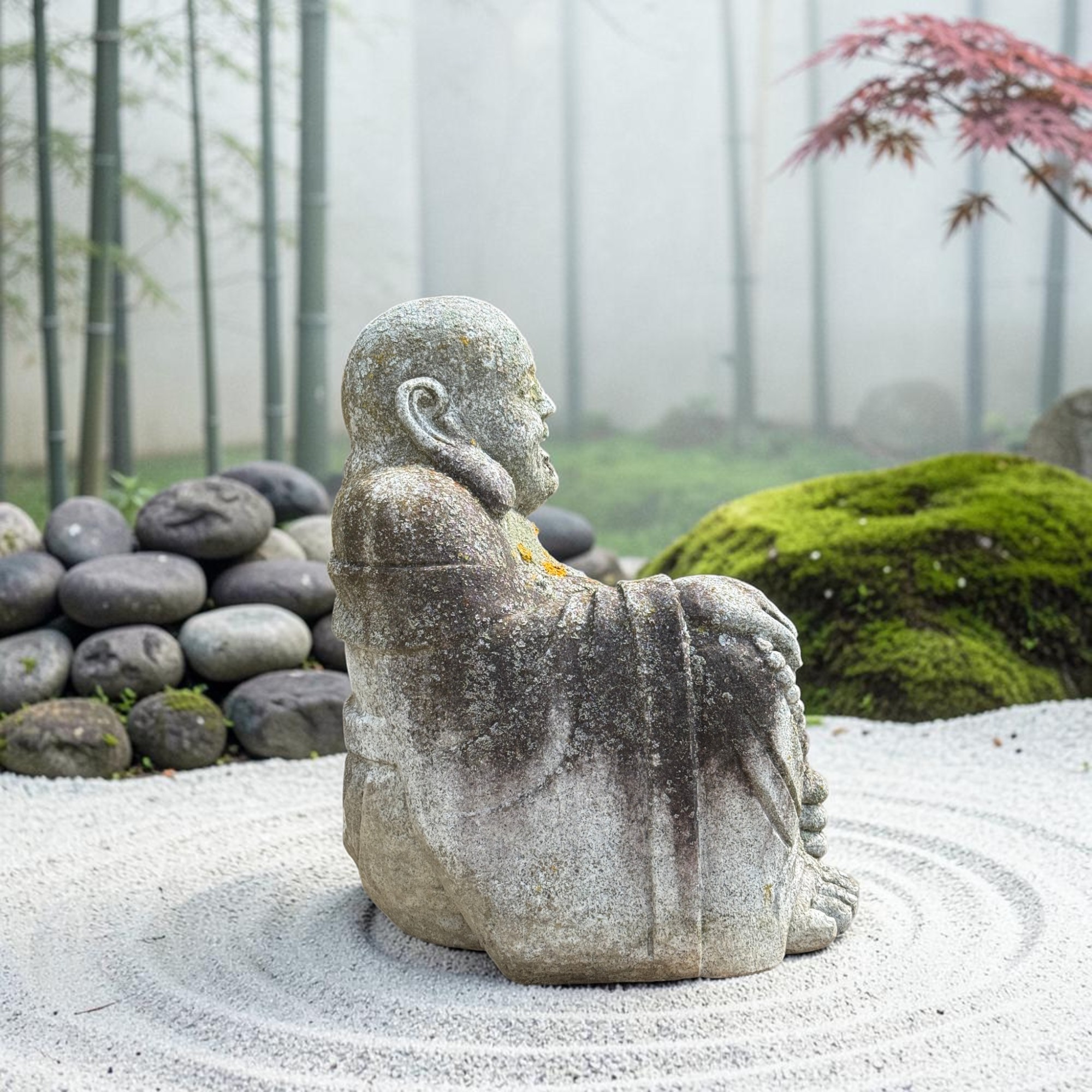 Happy Buddha aus Granit - Alte Steinfigur Gartenfigur