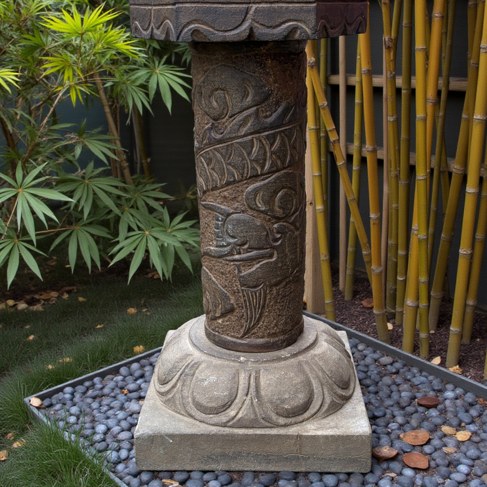Chinesische Steinlaterne Garten Pagode aus Naturstein mit Drache