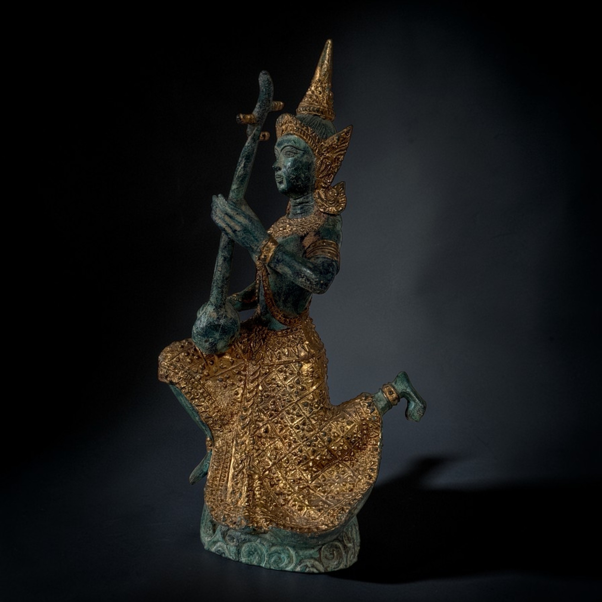 Thepphanom Figur Thailand – Musizierender Engel – Bronze & Gold – 19 cm