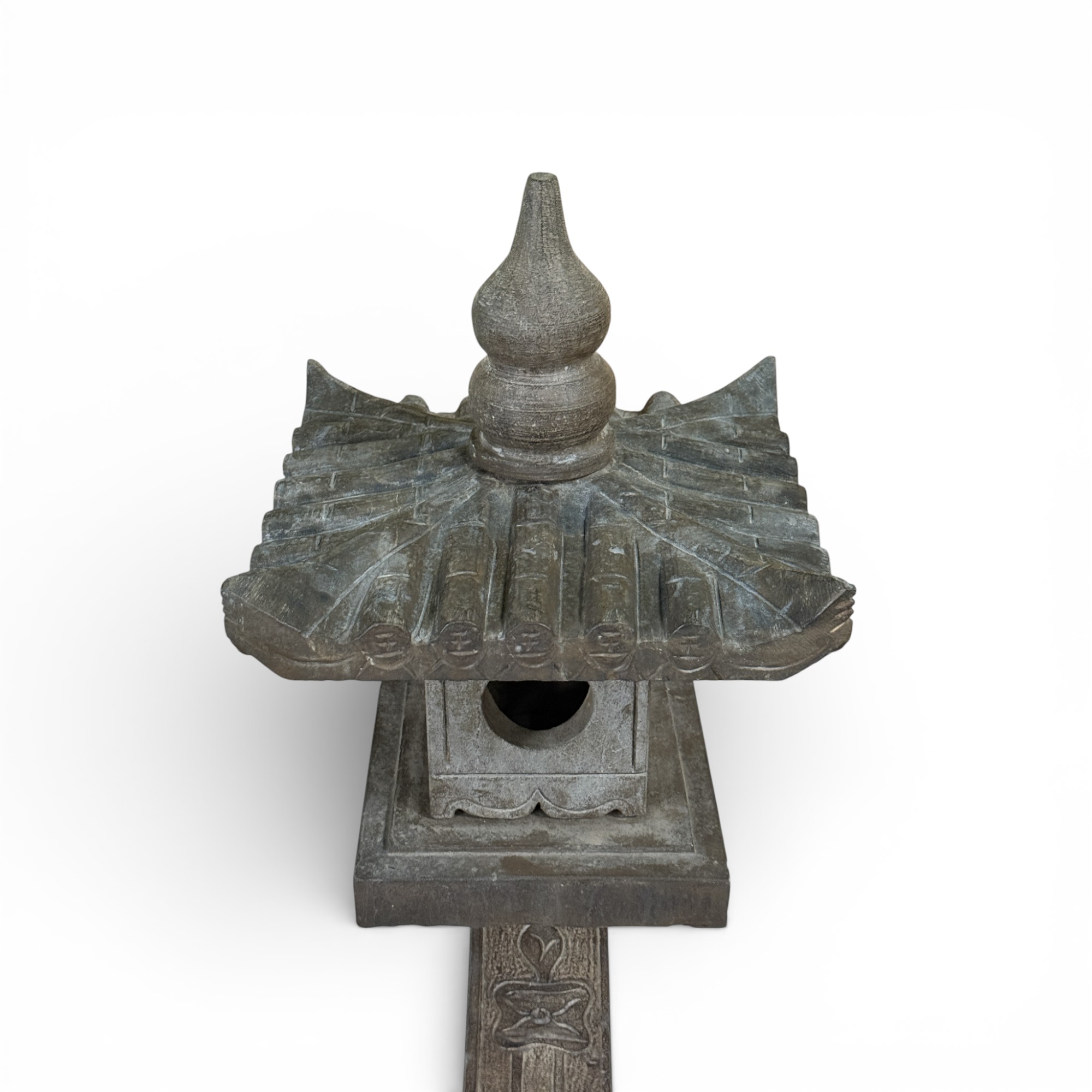 China Steinlaterne Garten Pagode mit Lotusblumen